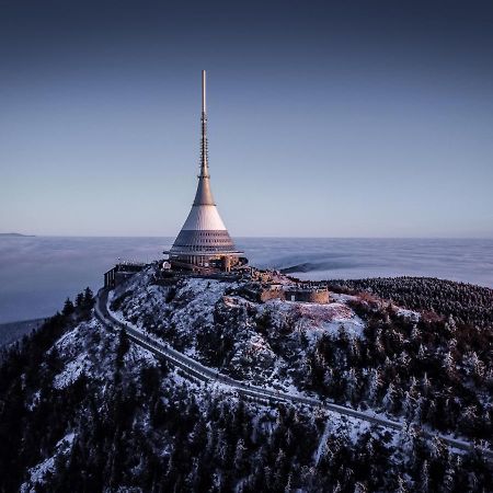 Jested Golf Restaurace A Penzion Svetla pod Jestedem Kültér fotó